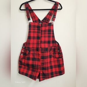 Blackheart Red and Black Plaid Shortalls Overalls Size XL.    #C01